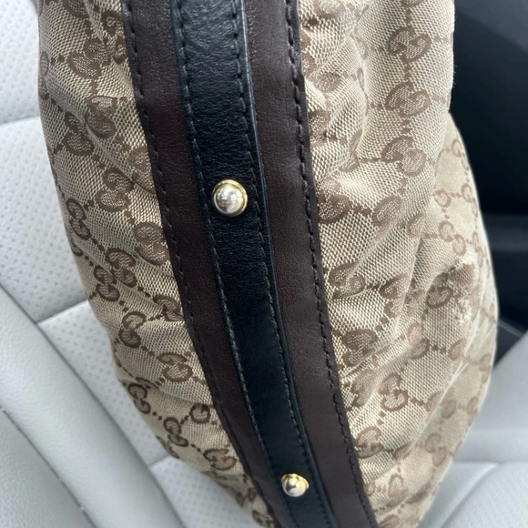 Gucci Interlocking Brown Canvas
GG Hobo Medium Twins Marmont
Bag - Picture 12 of 16